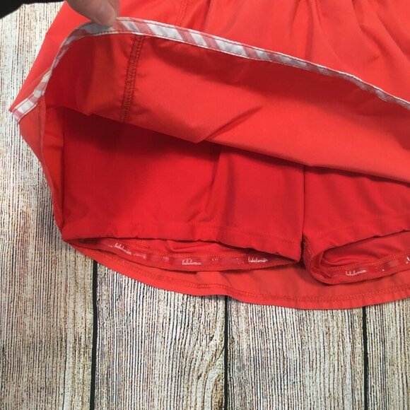 #5 - Lululemon Run: Track Attack Skort Size 6 - Picture 9 of 11